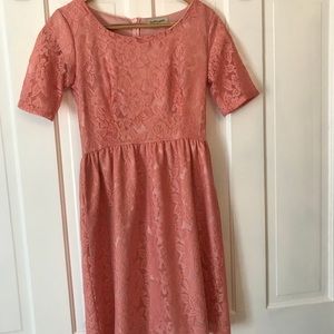 Lace pink dress